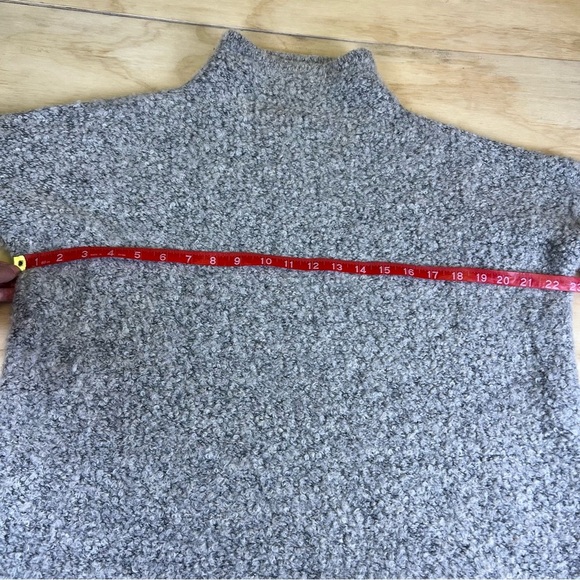 J McLaughlin 70% Alpaca 25% Wool Blend Gray Women’s Sweater Size M - Picture 5 of 9